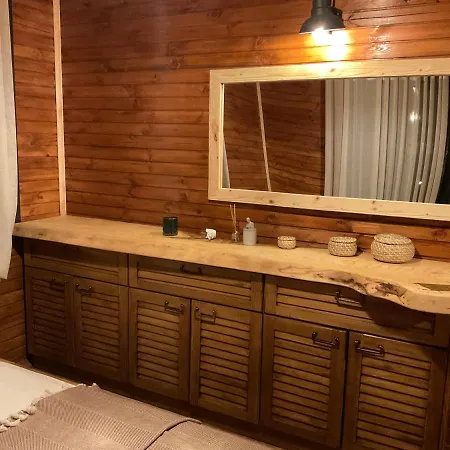 Hotel Panurla Wooden House Havuz & Sauna Kirmizi 4*