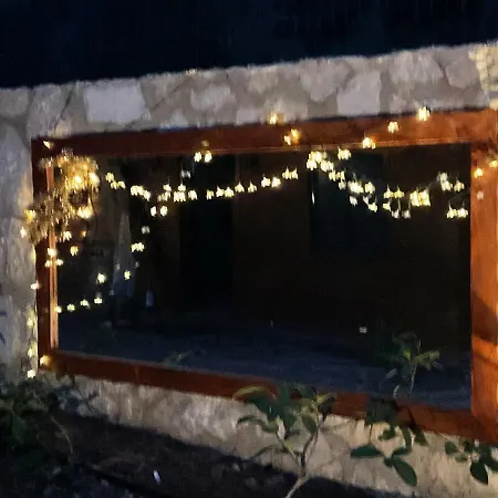 Panurla Wooden House Havuz & Sauna Kirmizi Otel Urla